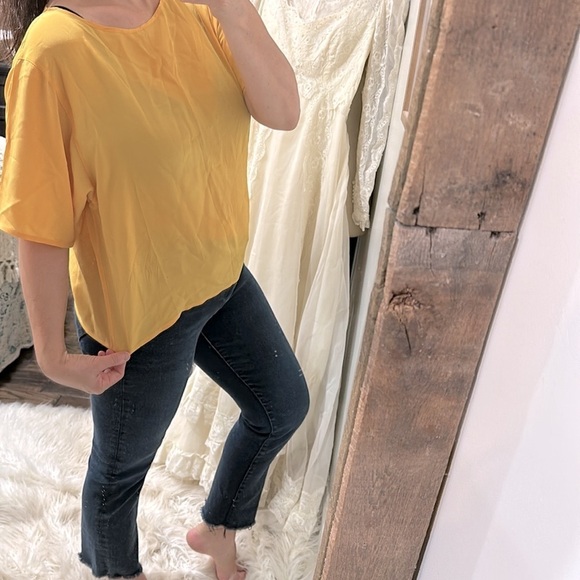 Vintage Balenciaga mustard color Women's top size large silk fabric - Picture 3 of 5